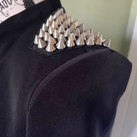 Spiked studded long line jacket blazer - Picture 12 of 12